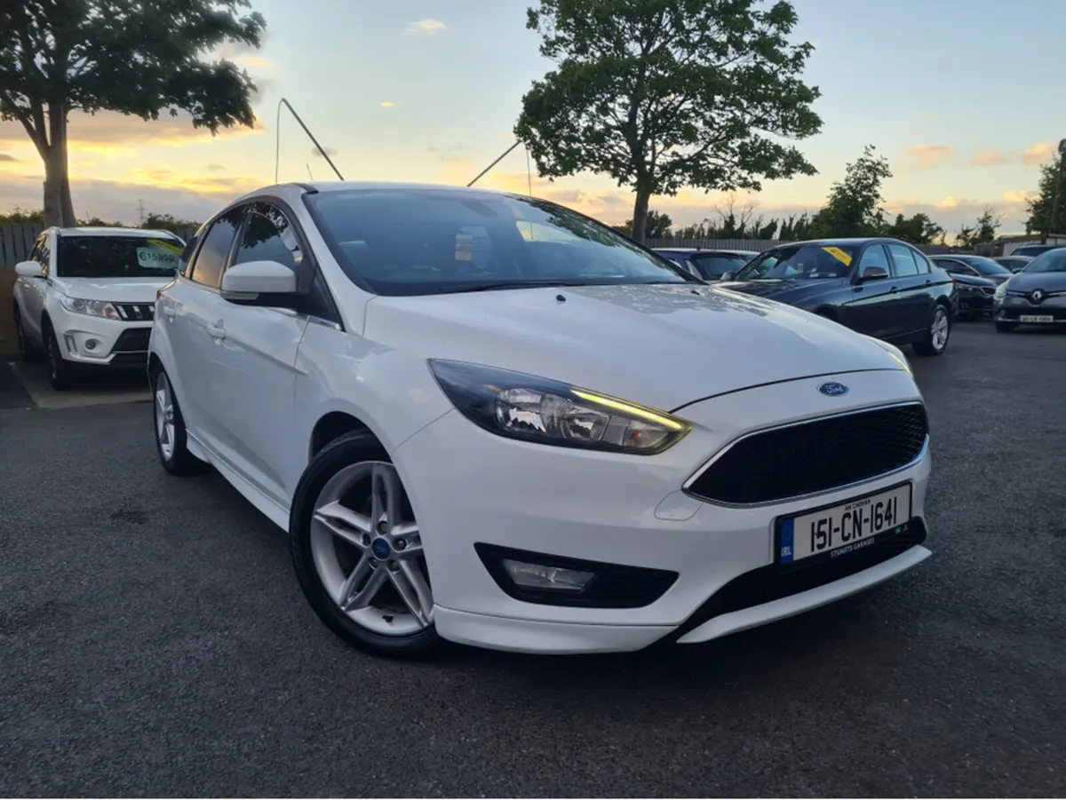 Ford Focus 1.5 TDCI ZETEC S 120PS 5 5DR - Image 2