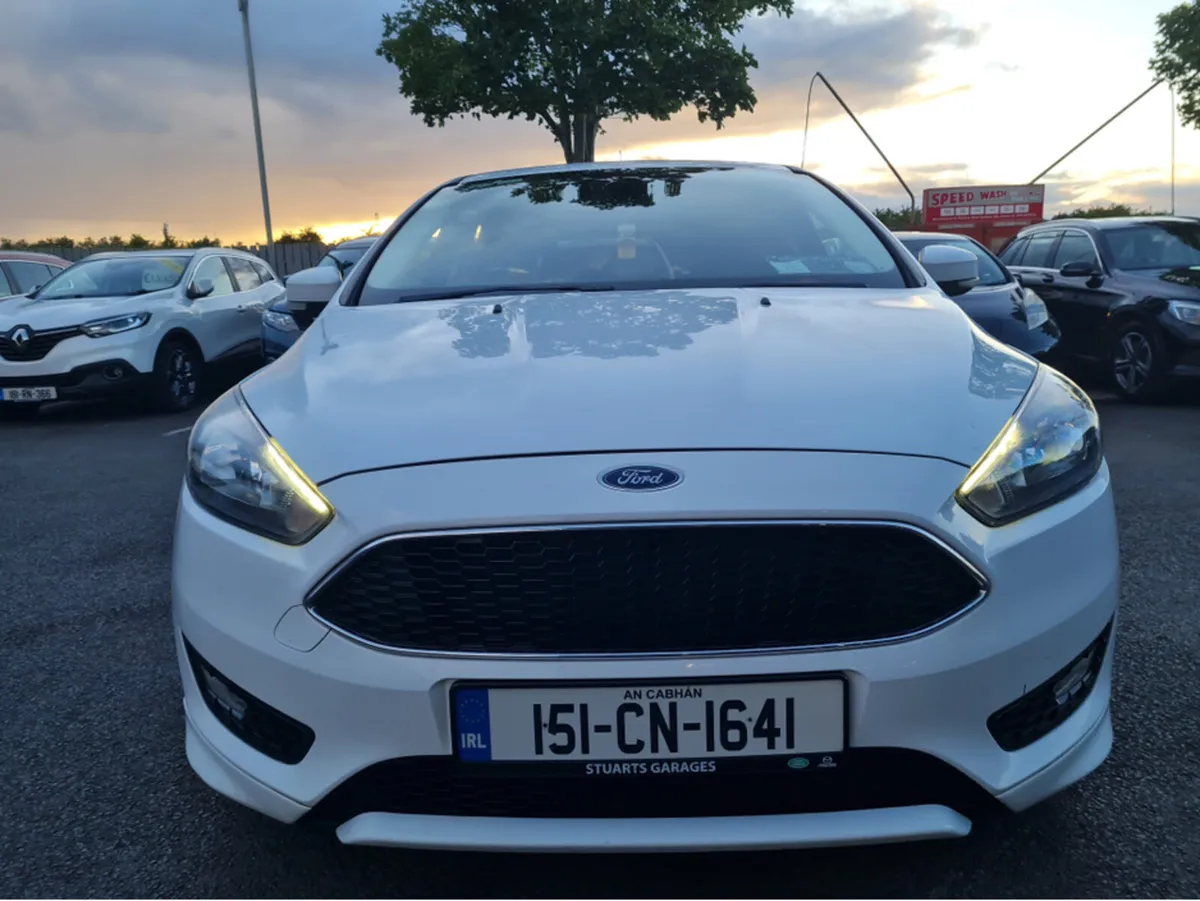 Ford Focus 1.5 TDCI ZETEC S 120PS 5 5DR - Image 4