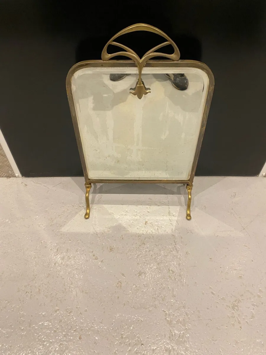 Fire screen - Image 1