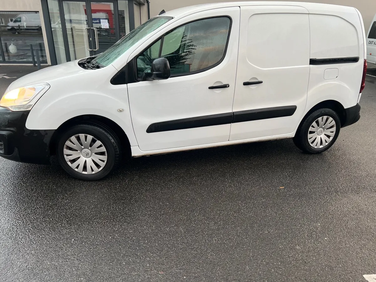 Citroen Berlingo 2016 - Image 2