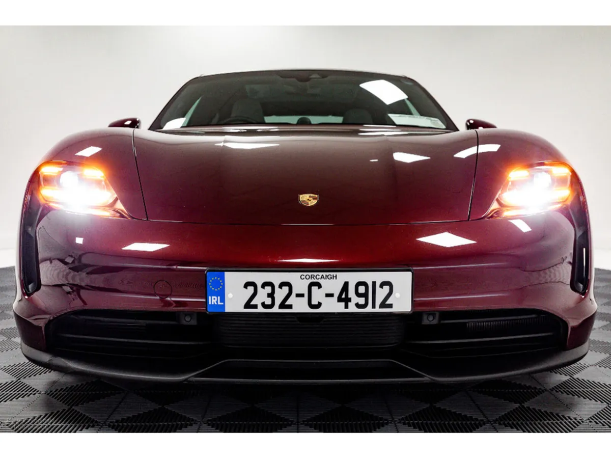 Porsche Taycan *Nice Colour Combo* 79.2 kWh 400HP - Image 1