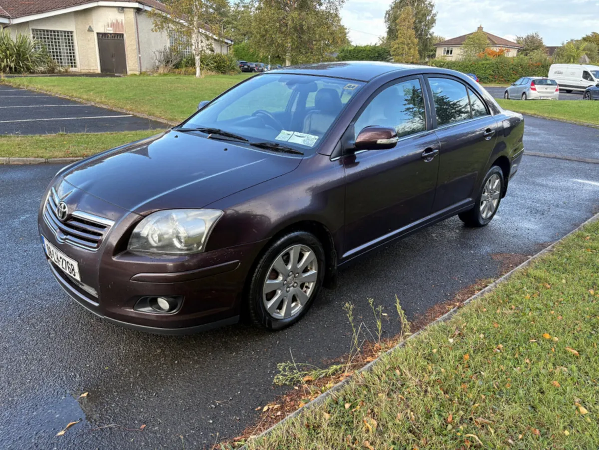 Toyota Avensis RC 1.8 LUNA AUTO - Image 2