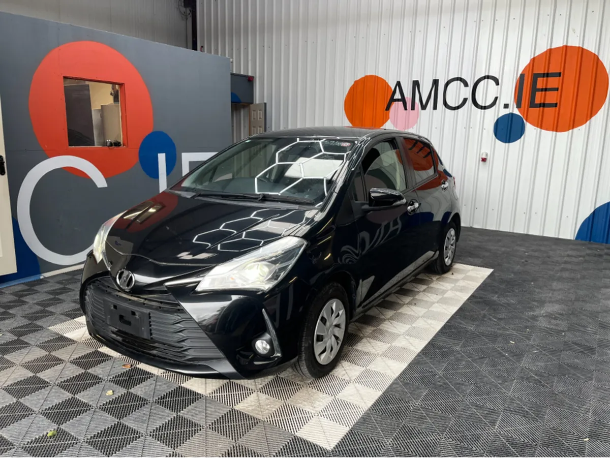 Toyota Vitz €11950 1.0 PETROL / 58k KMs / REVERSE - Image 3