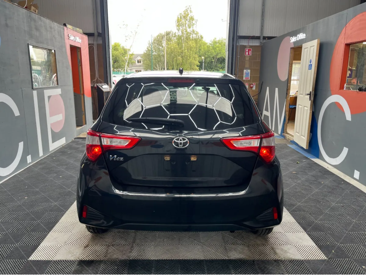 Toyota Vitz €10950 VITZ AUTOMATIC 1.0 PETROL / 54k - Image 4