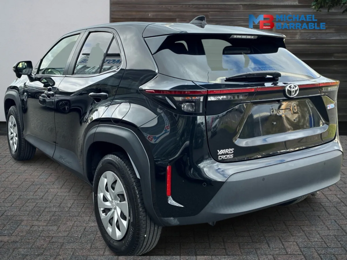 Toyota Yaris Cross 1.5L Petrol Automatic - Image 4