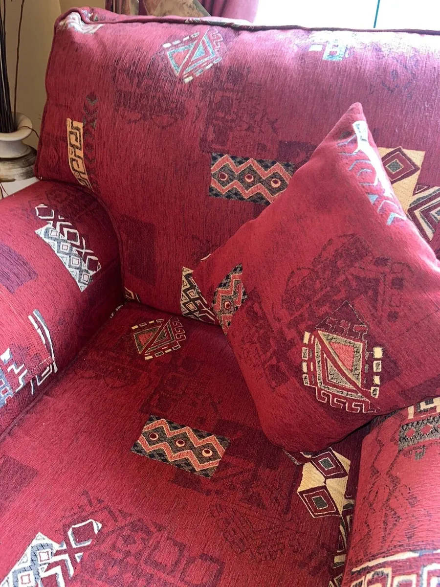 3 piece Suite - Image 3