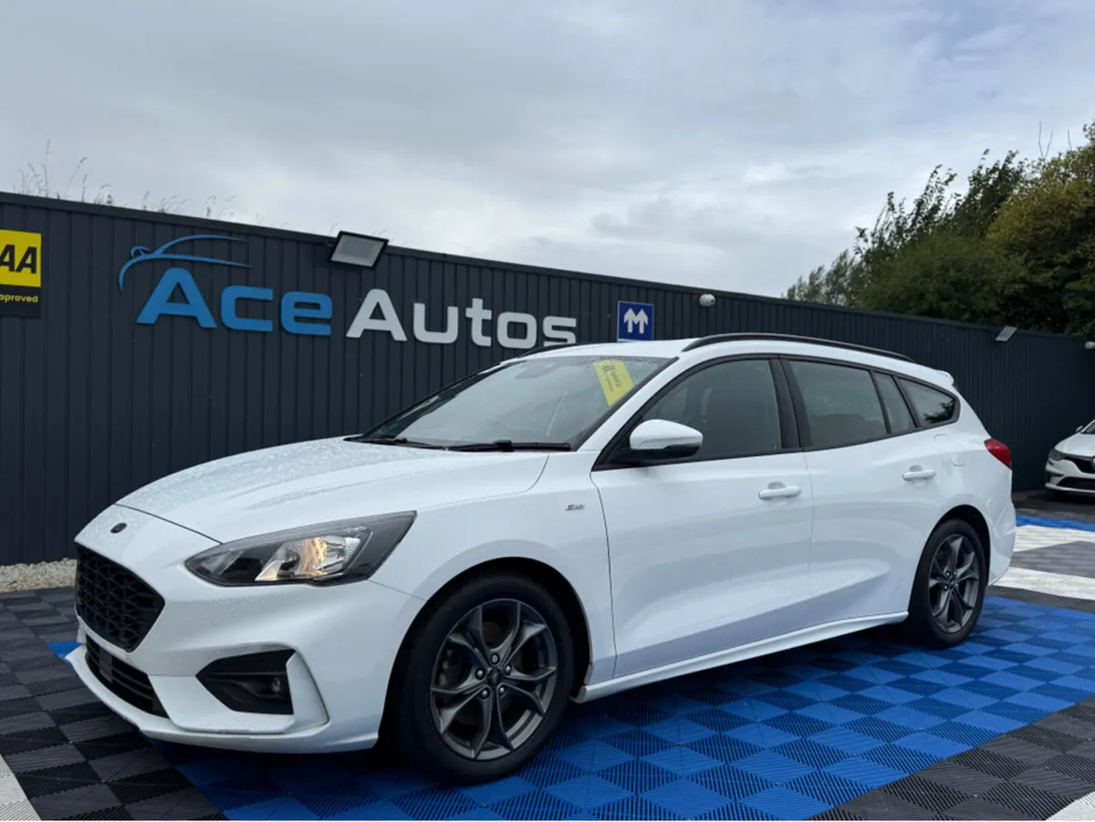 Ford Focus ST-LINE - 1.5 DIESEL - MANUAL - 12M WAR - Image 3