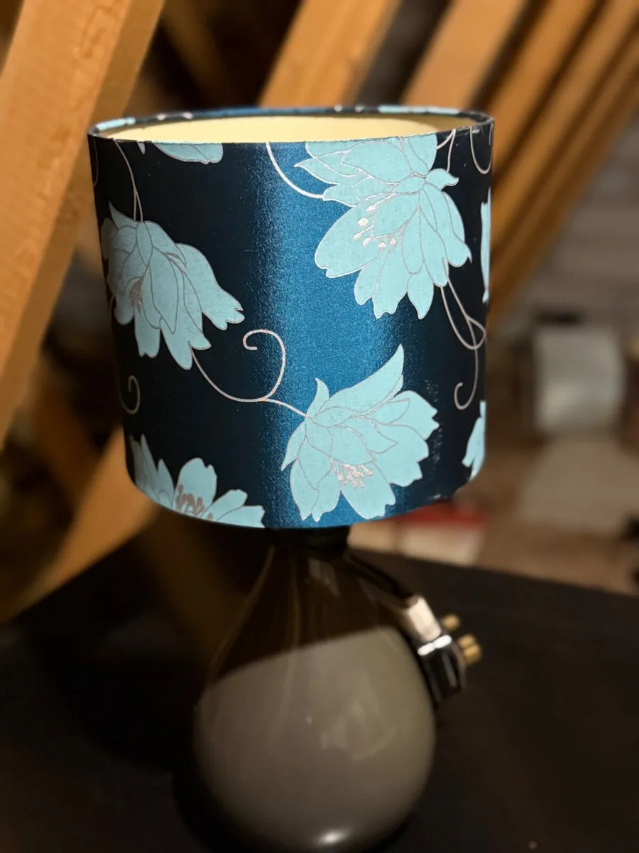Ceramic Base Table Lamp – Classic Design