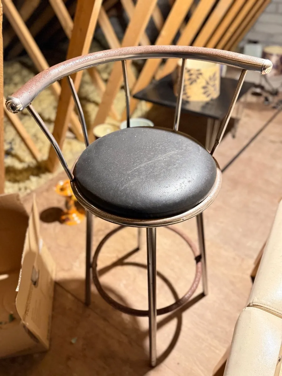 Steel Bar Chair with Cushion
