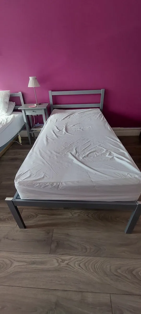 Beds - Image 3