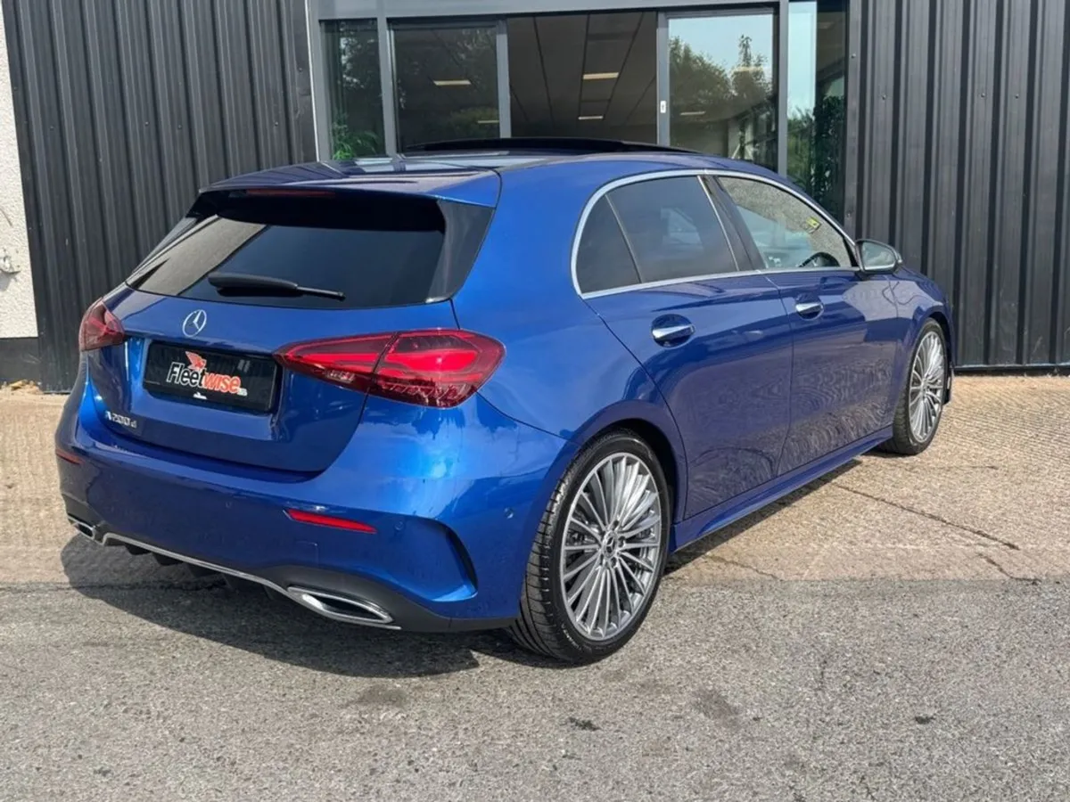 Mercedes-Benz A-Class 2.0 A200d AMG Line (premium - Image 4