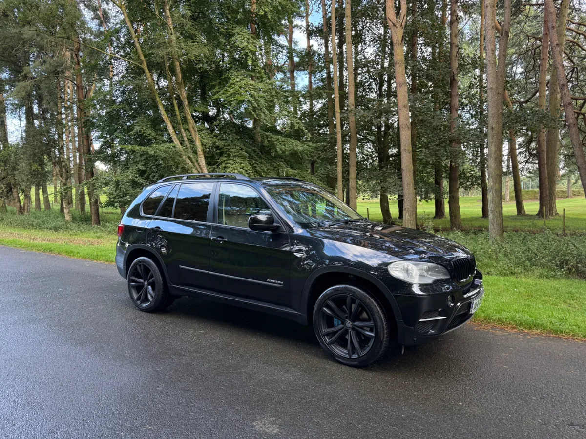 BMW X5 2010 7 Seats Diesel Automatic - Image 1