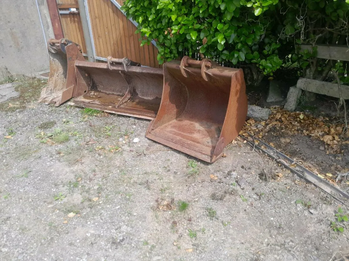 Digger buckets-plant and machinery - Image 3