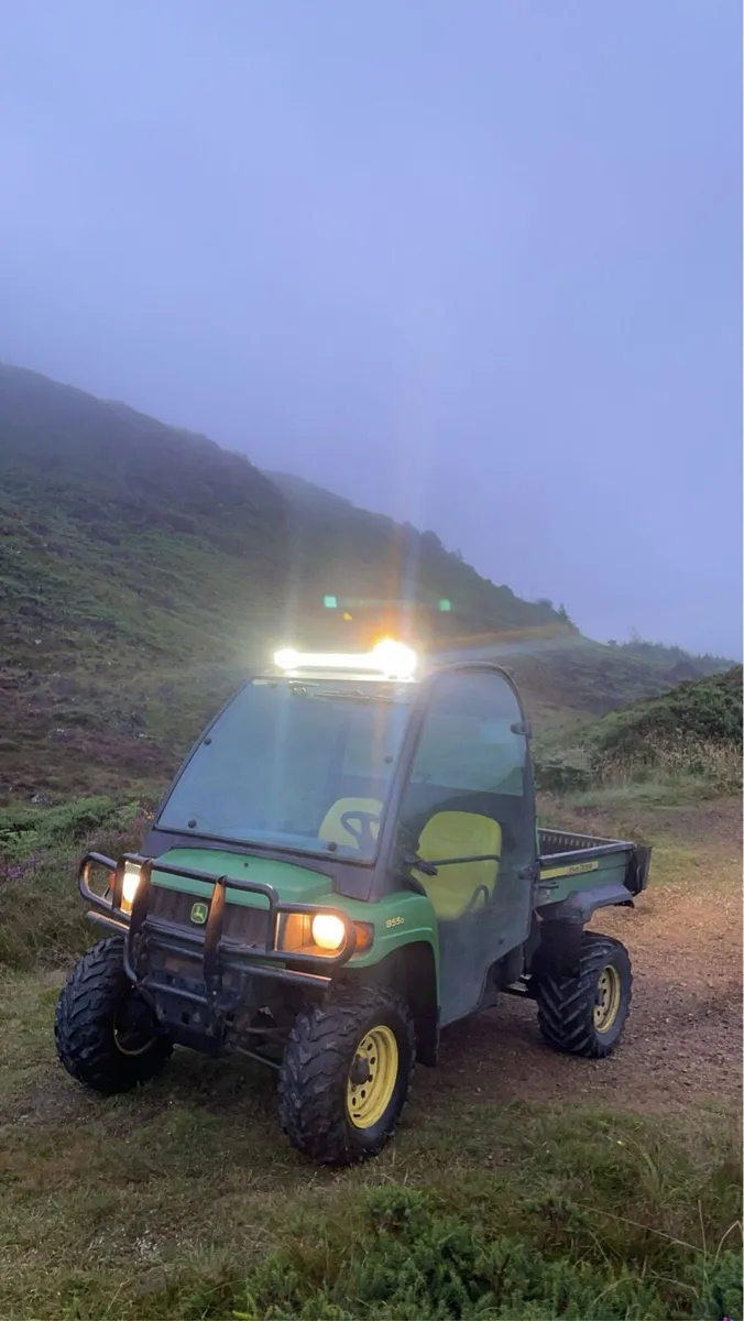 John Deere 850 gator - Image 2