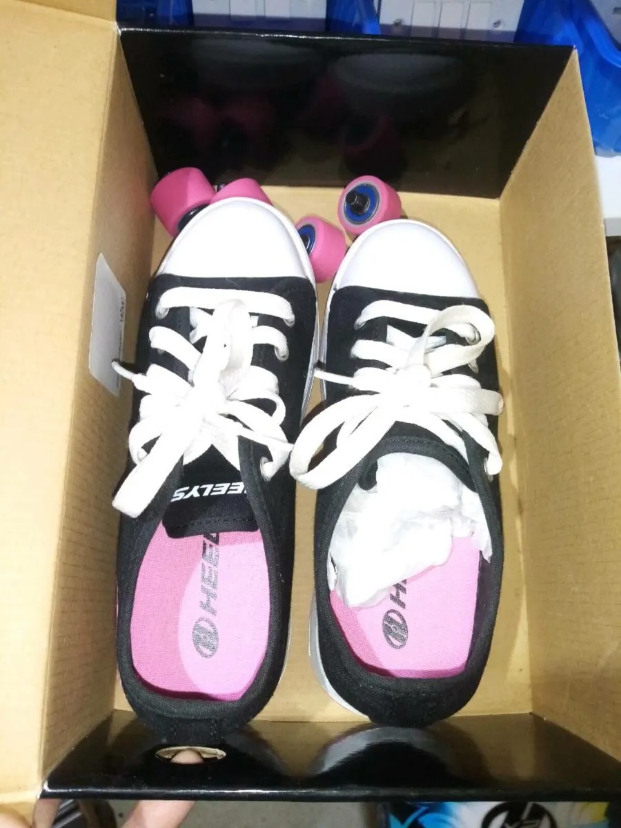 HEELYS footware - Image 4
