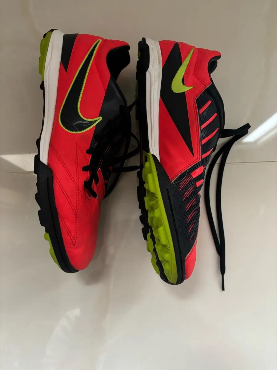 Nike Indoor Astro turf UK 10 EU 45 - Image 4