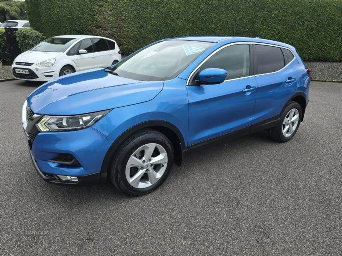Nissan QASHQAI Acenta Premium - Image 2