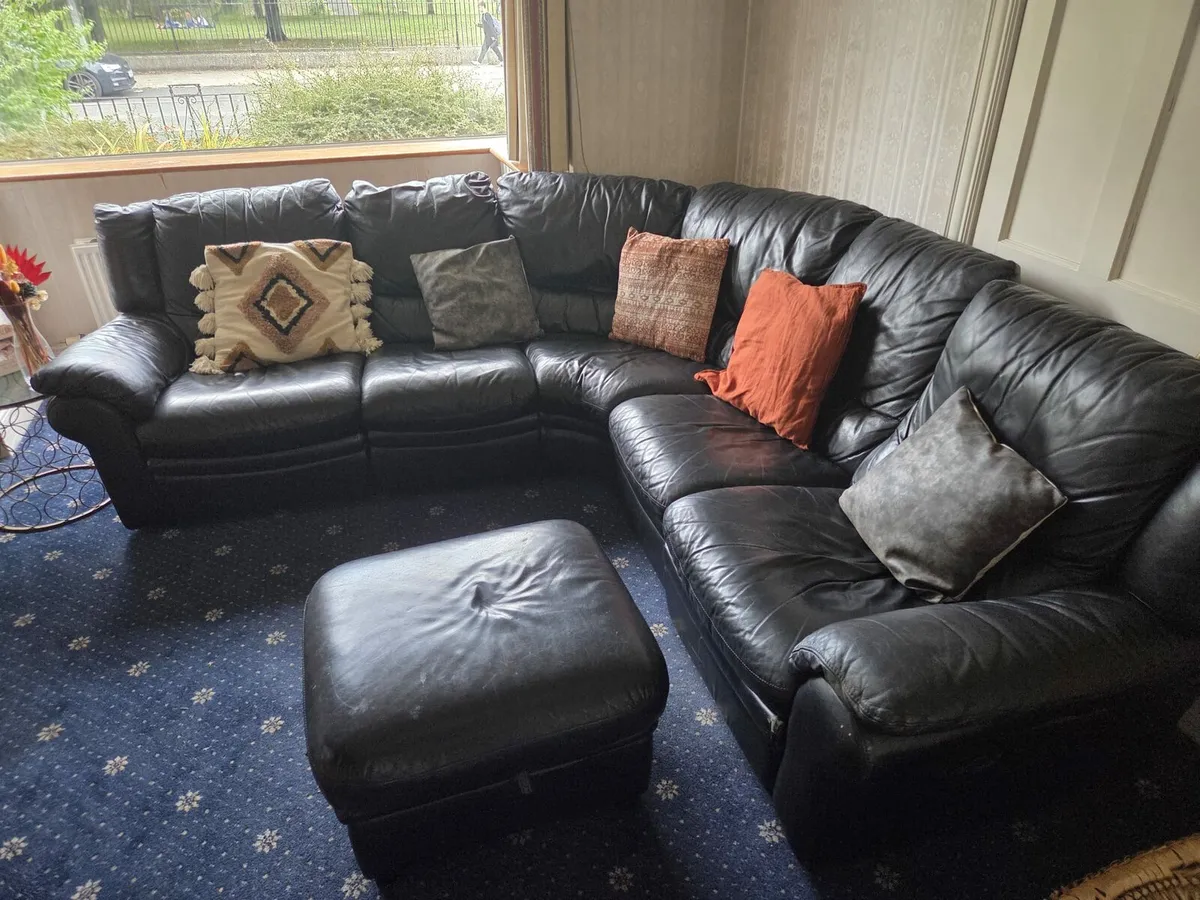 Black Leather L Sofa