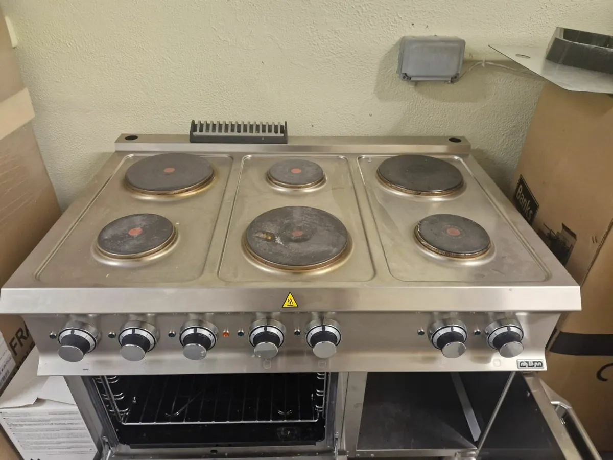 Commercial 6 Ring electric hob / oven - Image 4