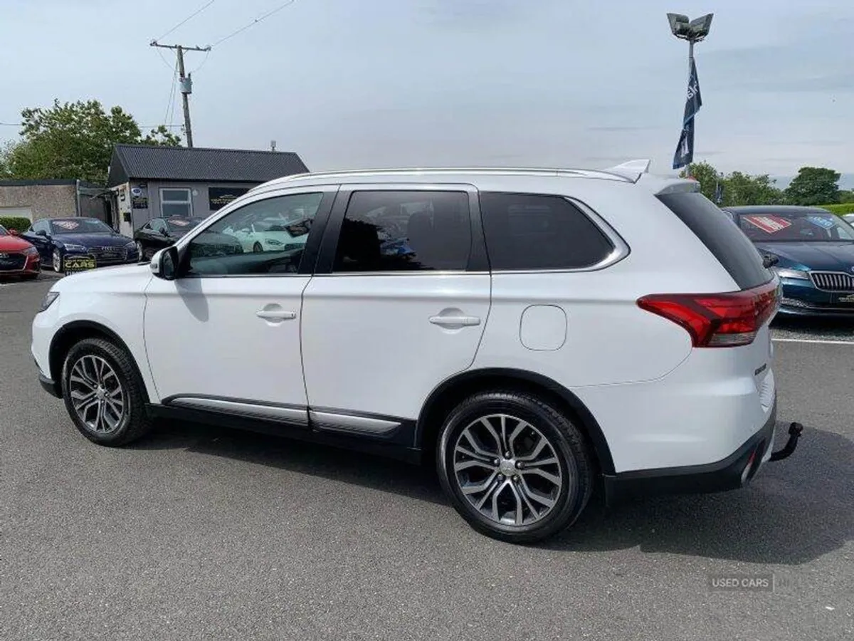 Mitsubishi Outlander 3 - Image 3