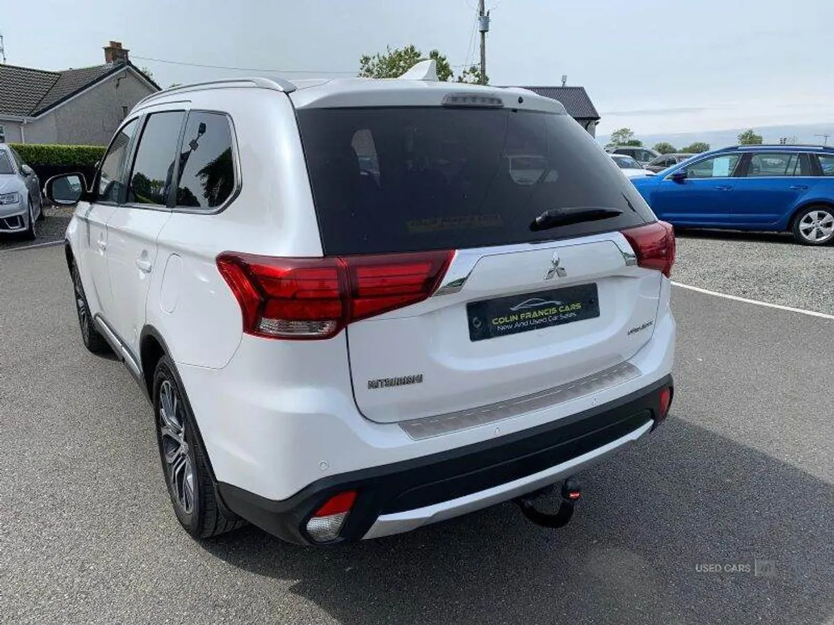 Mitsubishi Outlander 3 - Image 4