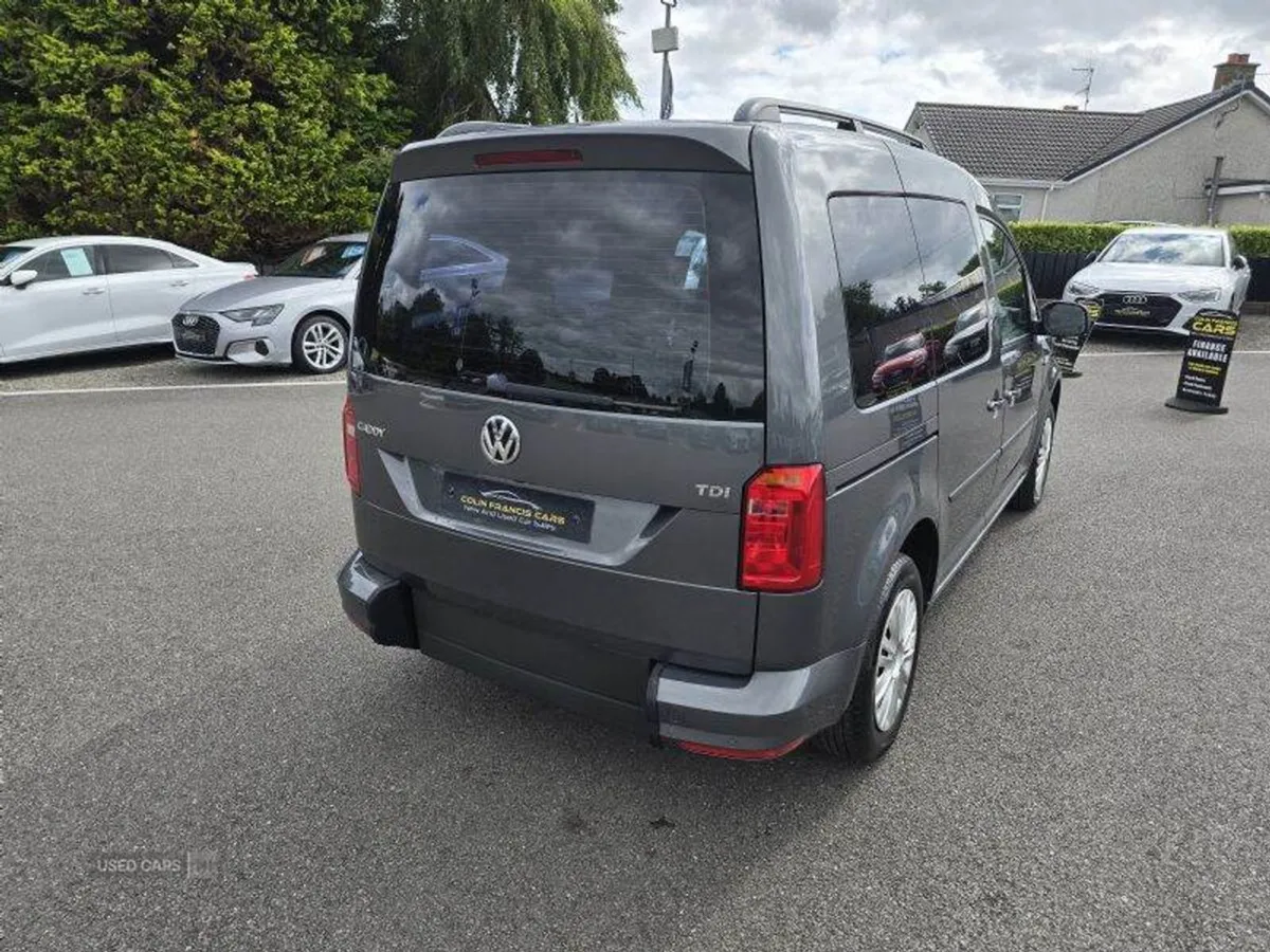 Volkswagen Caddy Life - Image 4