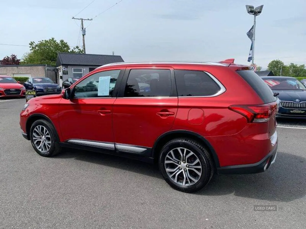 Mitsubishi Outlander 3 - Image 3