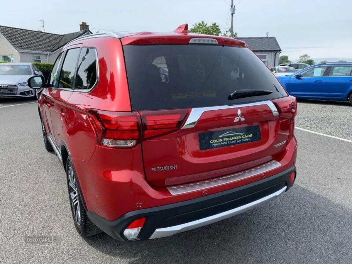 Mitsubishi Outlander 3 - Image 4