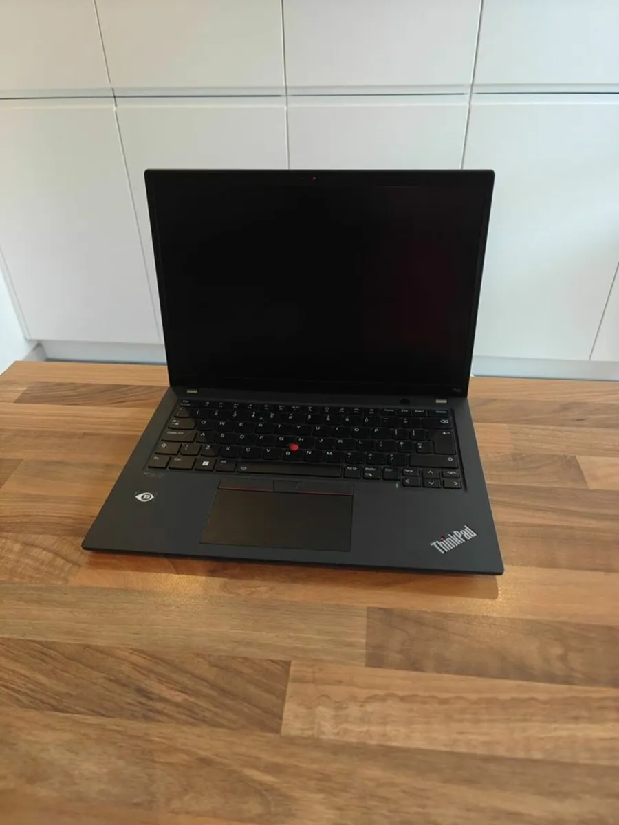 Lenovo ThinkPad T14s Laptop | i5 (12th gen) | 16GB - Image 2