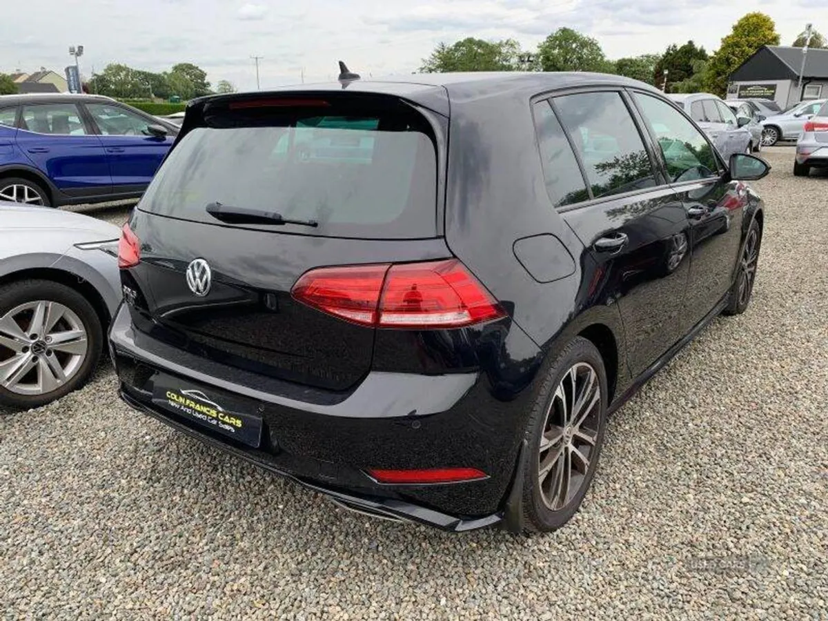 Volkswagen Golf R-line Edition - Image 4