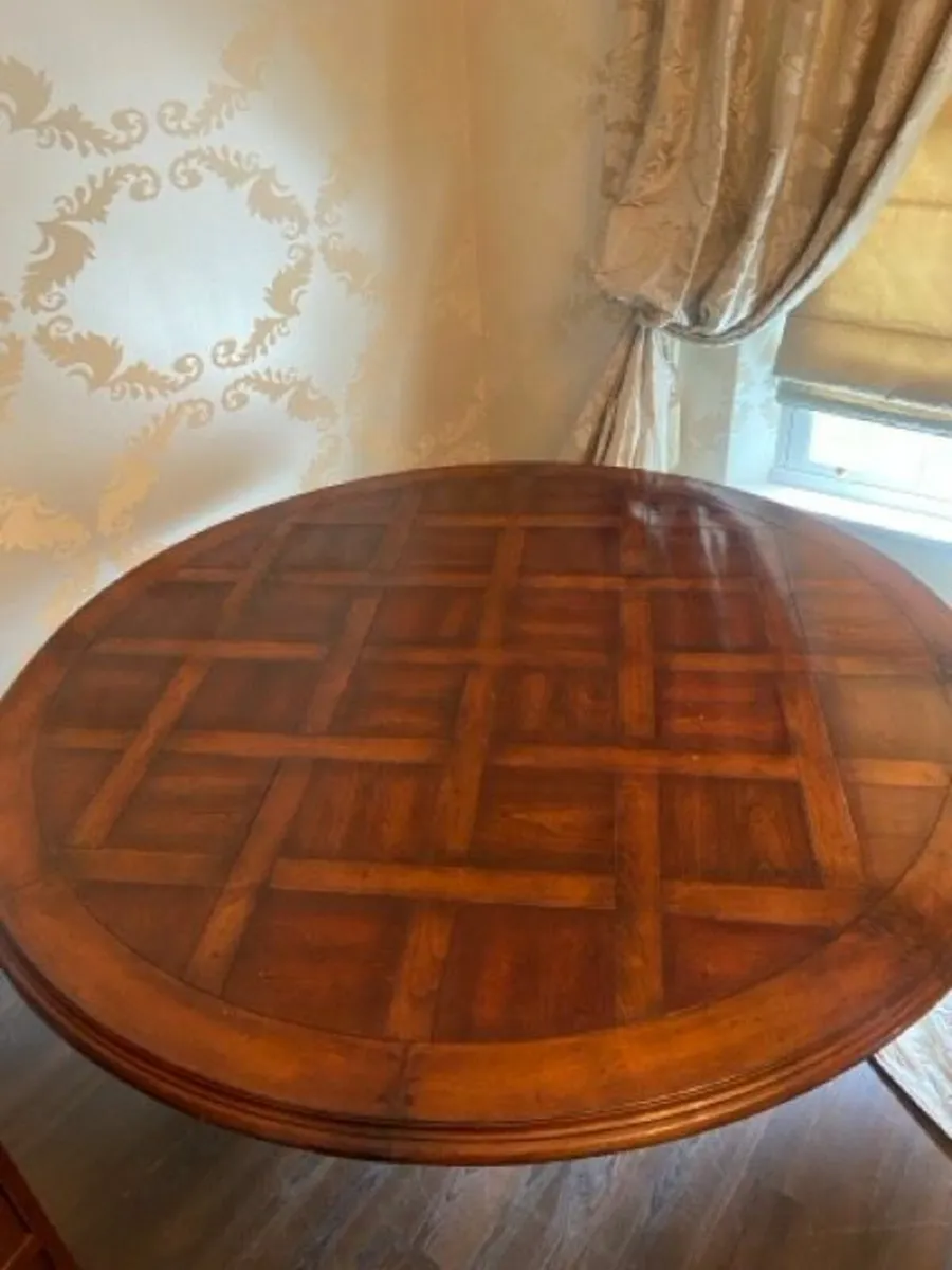 Dining room Table - Image 2