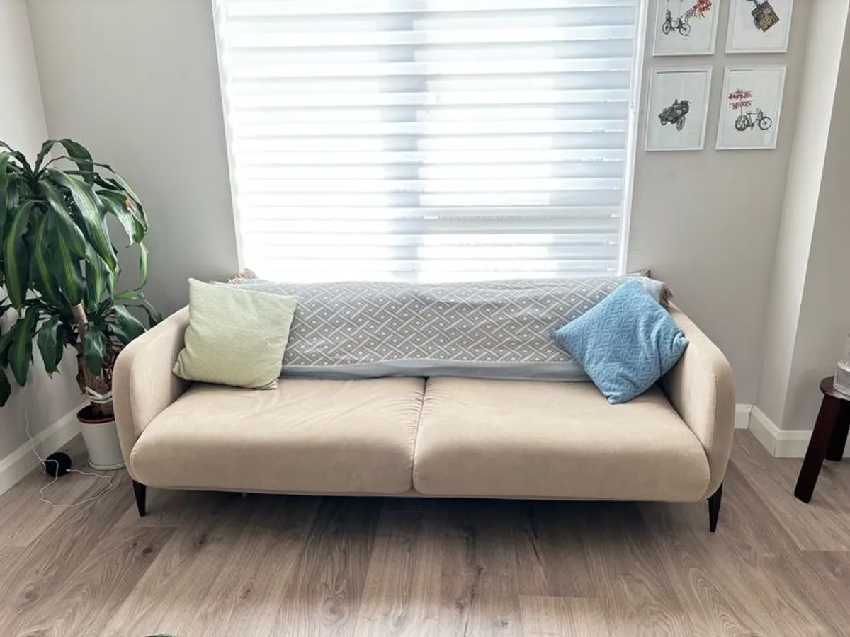 Sofa - Image 4