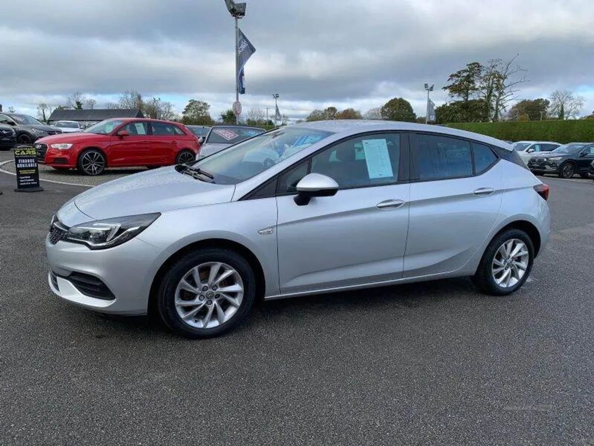 Vauxhall Astra Business Edition Nav - Image 2