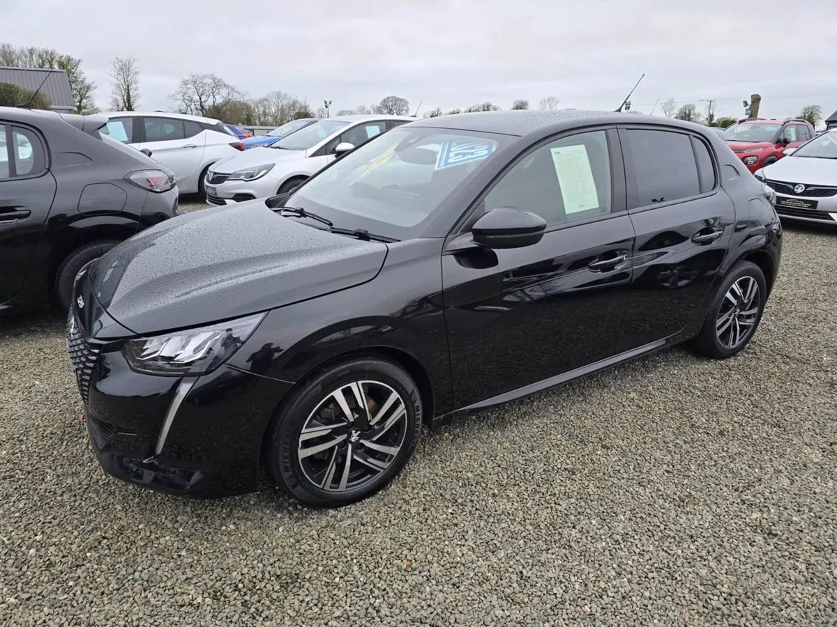 Peugeot 208 Allure Premium - Image 2