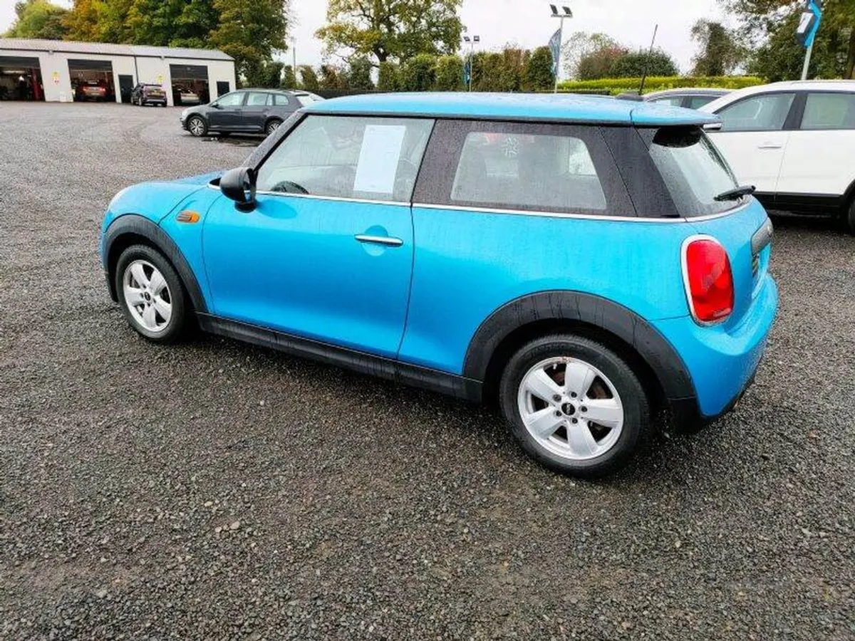 MINI One Diesel - Image 3