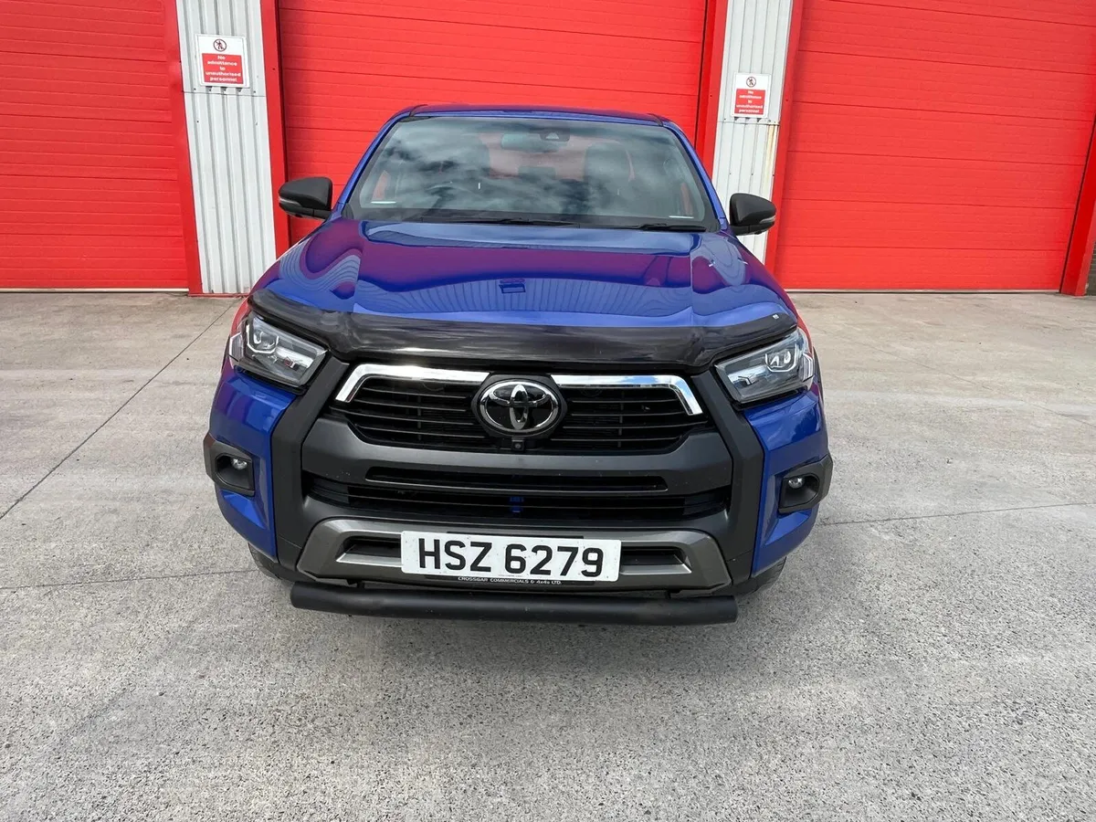 2022 Toyota Hilux Invincible X - Image 2