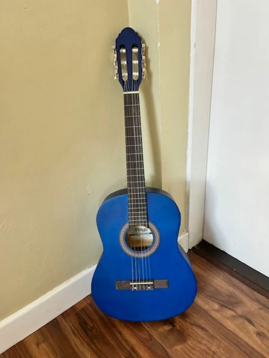 Lovely Kids STAGG Guitar good condition - (L/H) - Image 1