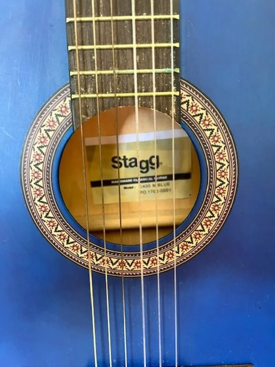 Lovely Kids STAGG Guitar good condition - (L/H) - Image 2