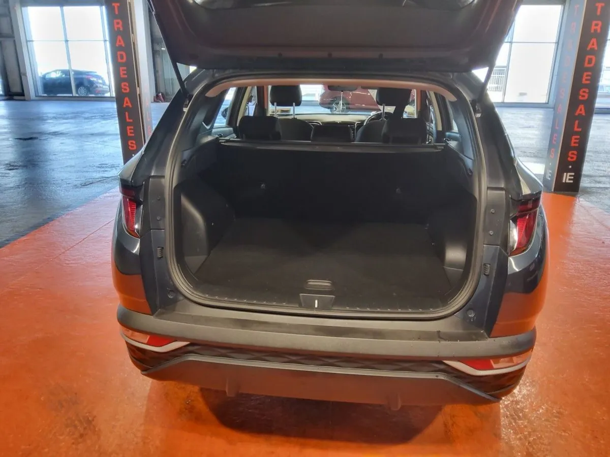 Hyundai Tucson 2WD Comfort Plus - Image 4