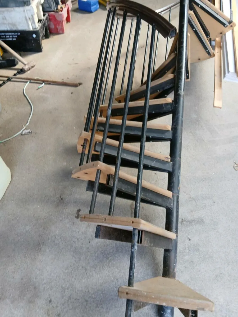 Spiral staircase