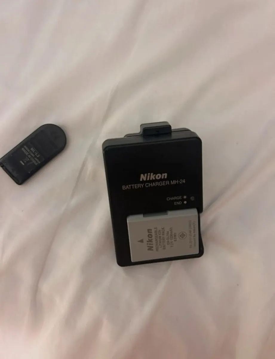 camera Nikon d3500 - Image 2