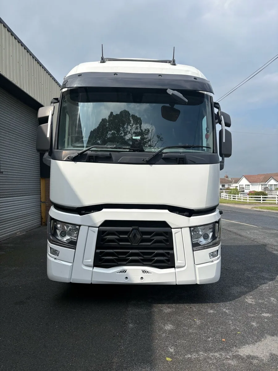 2018 Renault T460 - Image 3