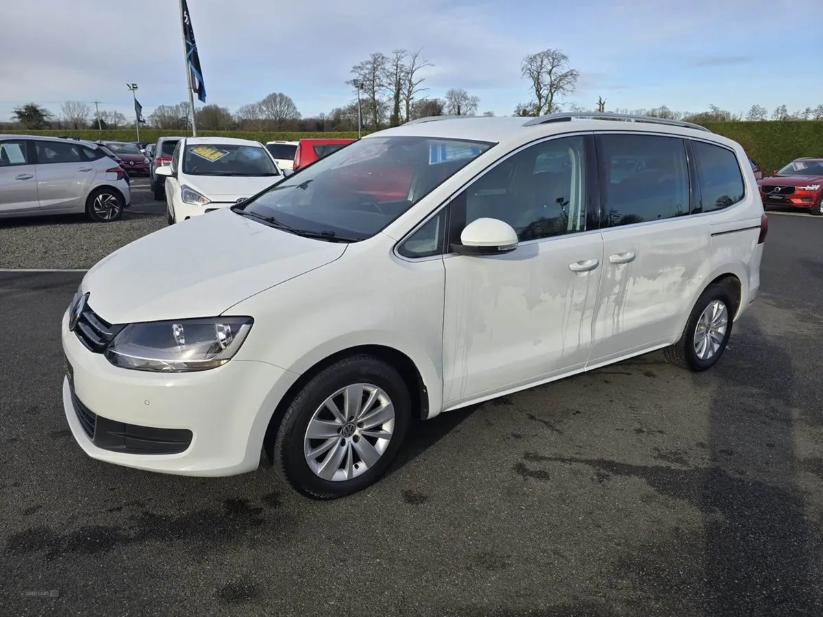 Volkswagen Sharan SE Nav - Image 2