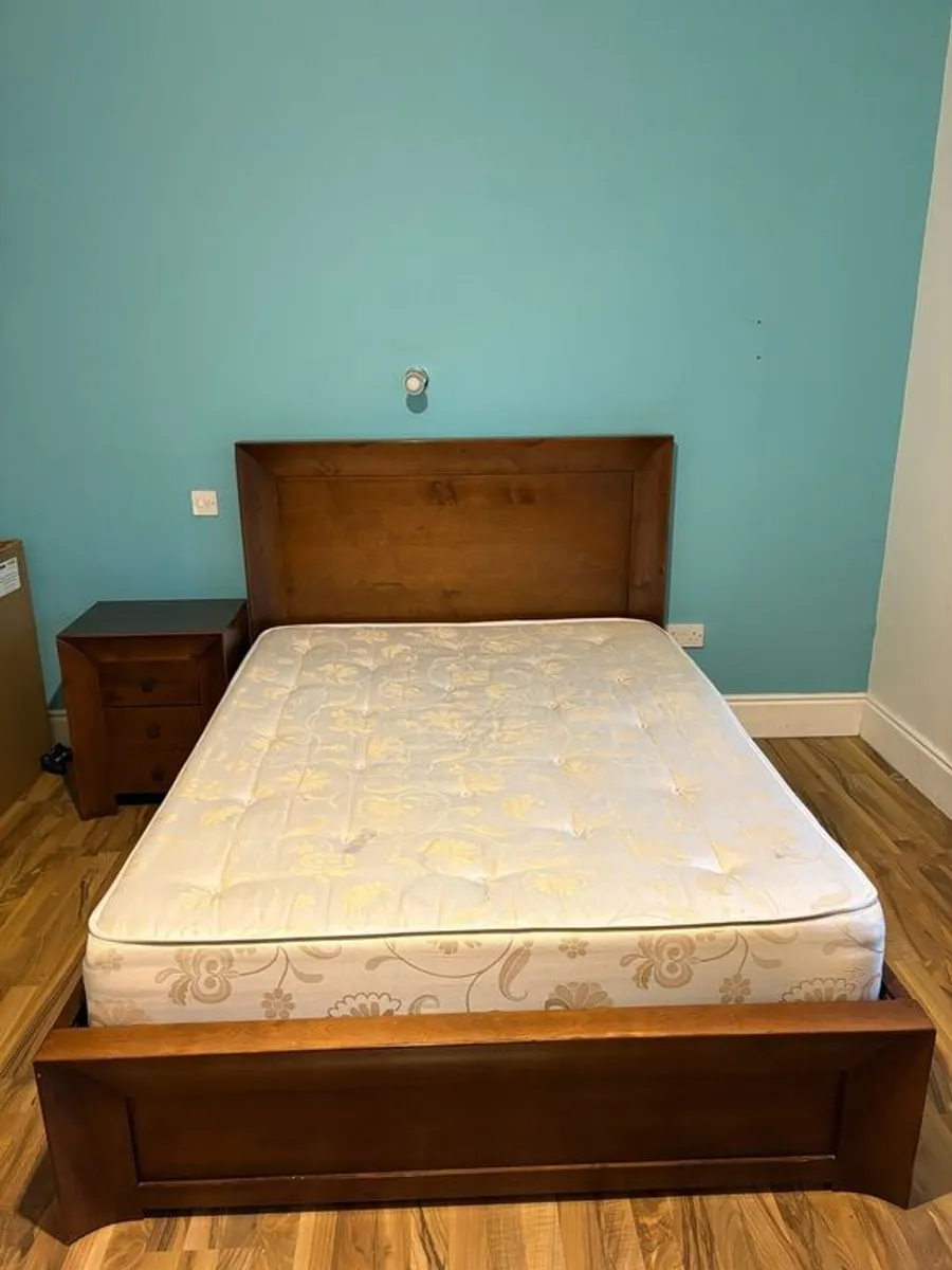 Double bed and locker