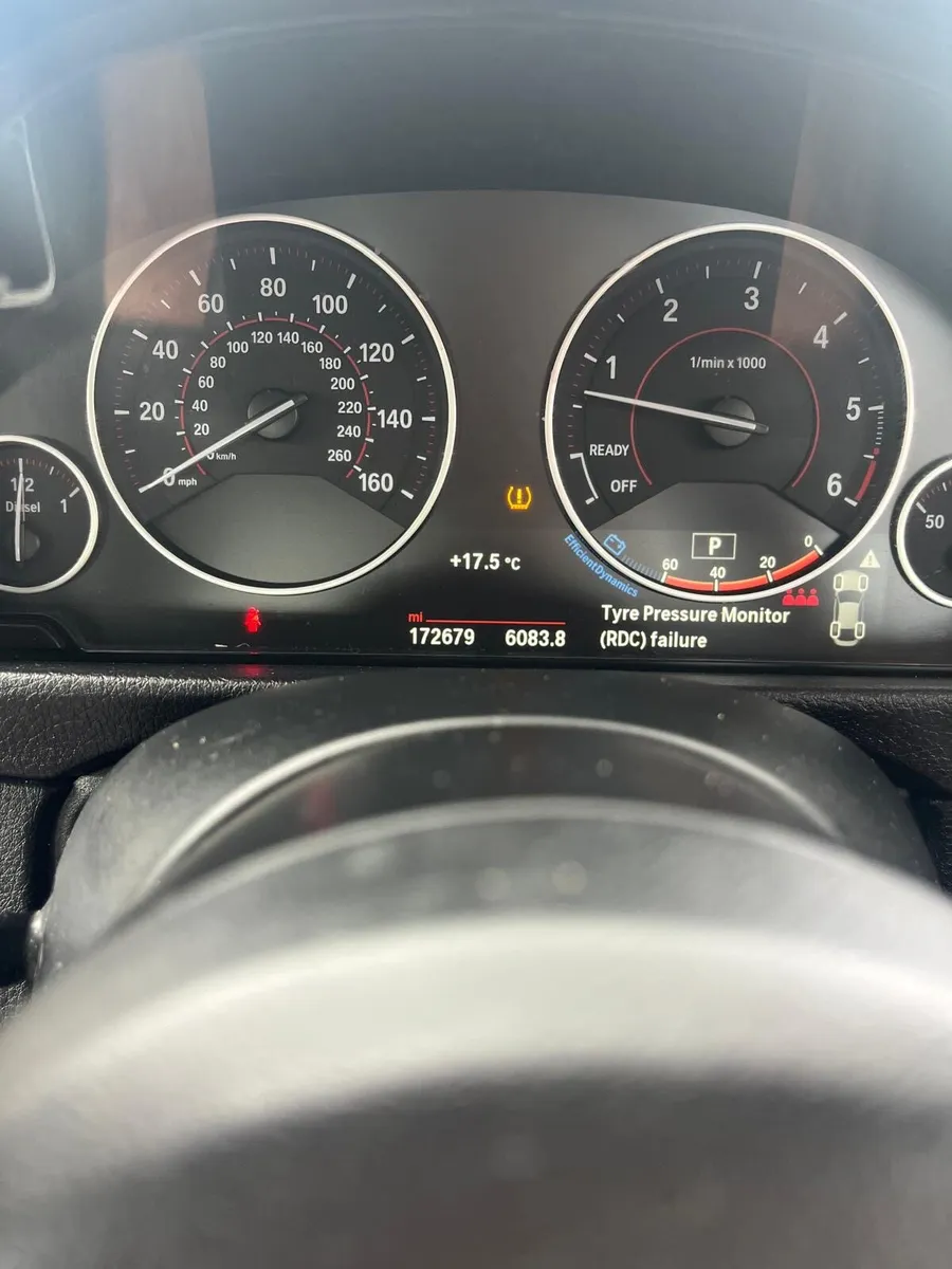 Car - Image 3