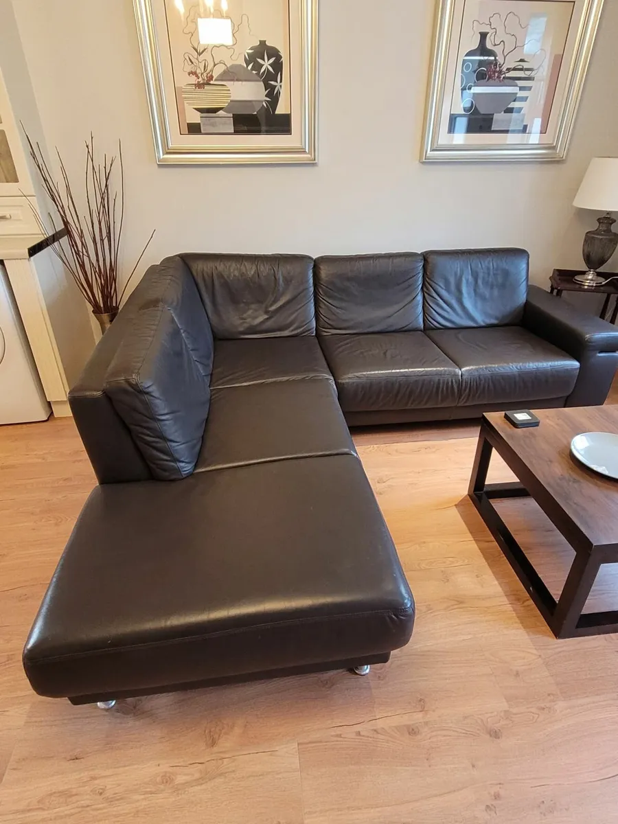 Couch - Image 3