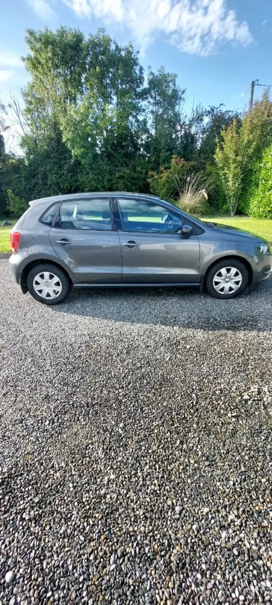 2014 Volkswagen  Polo  1.2 petrol Grey - Image 1