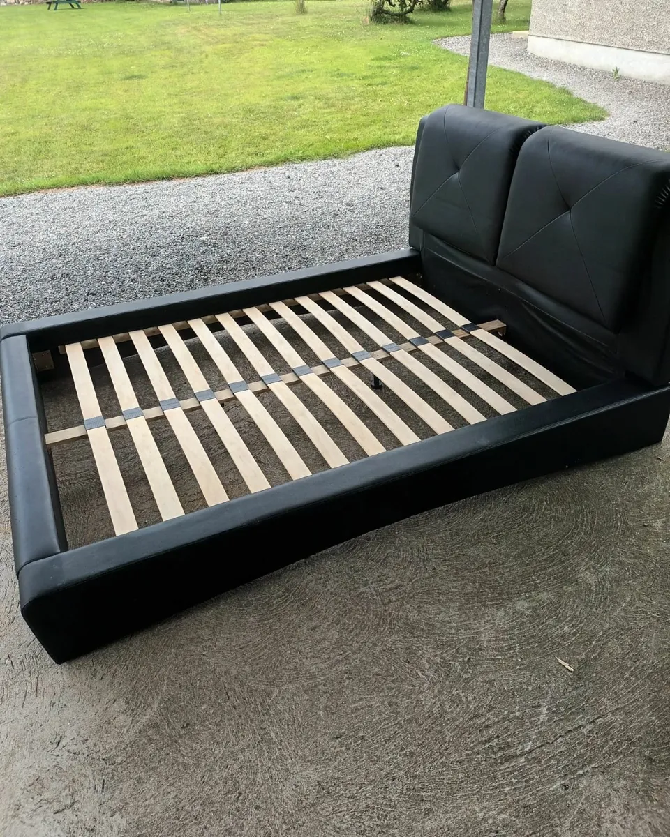 Harvey Norman super sized single bed - Image 3