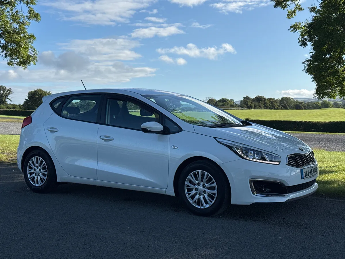 Kia Ceed 2018 EX 1.6 Diesel Low mileage - Image 2
