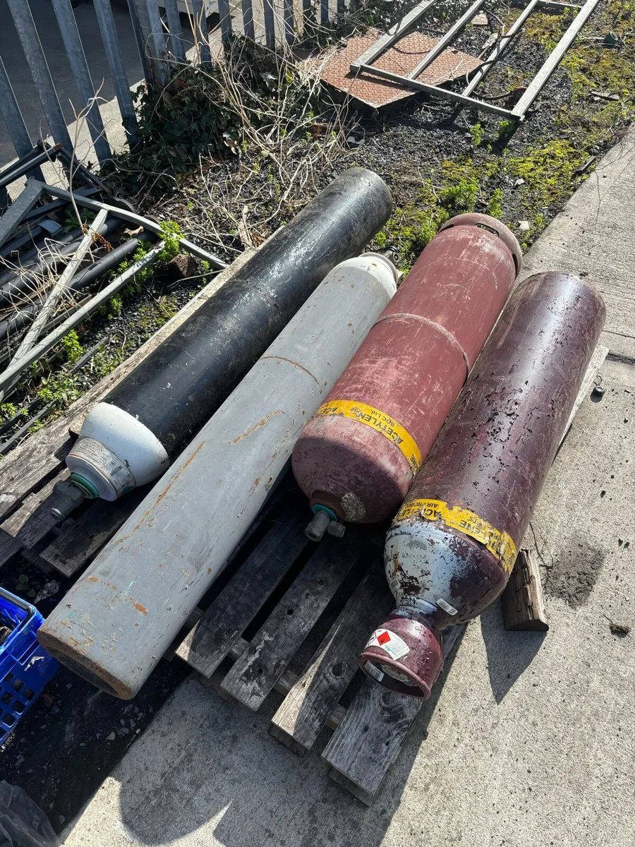Oxygen and Acetylene Bottles - Image 1